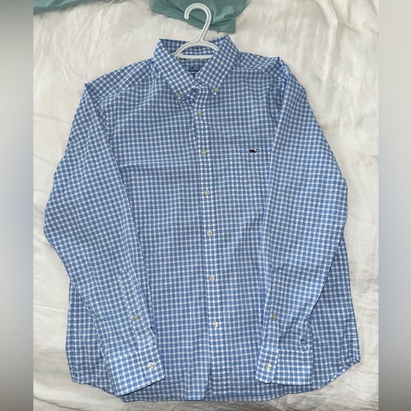 Vineyard Vines On-The-Go Lightweight Gingham Button Down - Picture 1 of 2